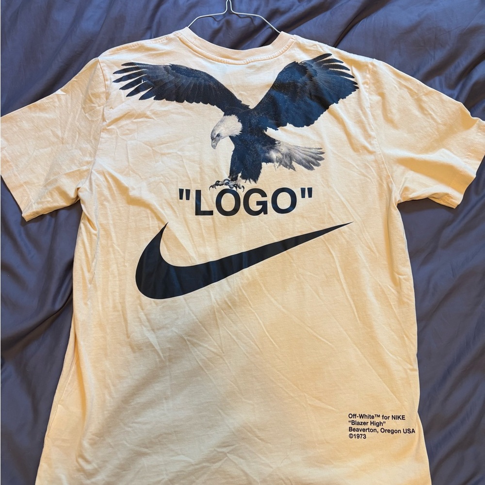 Nike Cream Black Short Sleeve Tee with Eagle Graphic